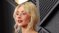 Pesona Baby Blush Sabrina Carpenter hingga Bob Curly Rose di Grammy 2026