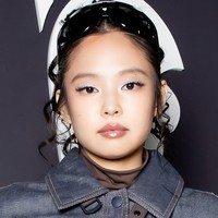 Penampilan Jennie BLACKPINK Bikin Pangling, Hadiri Show di Pegunungan Salju