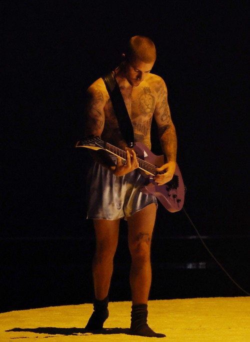 Justin Bieber performs during the 68th Annual Grammy Awards in Los Angeles, California, U.S., February 1, 2026. REUTERS/Daniel Cole     TPX IMAGES OF THE DAY
