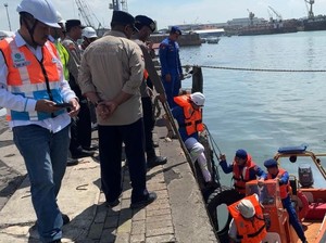 Kata KSOP soal Laka Kapal Muat Kontainer Timpa Pekerja di Tanjung Perak