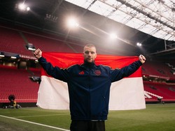 Maarten Paes Resmi Gabung Ajax, Akun X @AFCAjax Sampai Ganti Header!