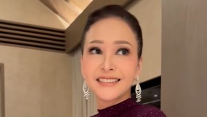 Happy 50 tahun ya, Bunda Maia! Foto: Instagram/@maiaestiantyreal