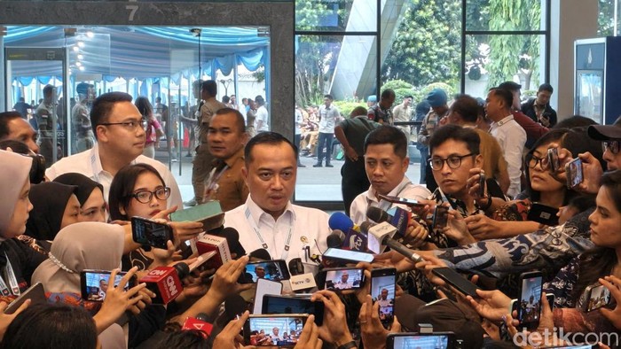 IHSG Anjlok Lagi Hari Ini, Istana: Bismillah Naik, Harus Optimis