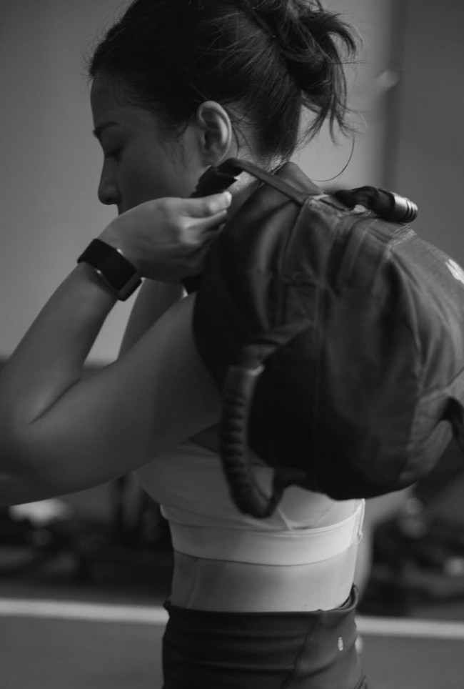 Karena paras cantik dan tubuh langsingnya itu, tak sedikit yang menjuluki Nikita sebagai hot mom. Hot mamaaaa, tulis salah satu komentar. Kereenn bangeedd mommy anak 2 inii, ngalahin gadiss body nya, komentar lainnya. Foto: Instagram/@nikitawillyofficial94