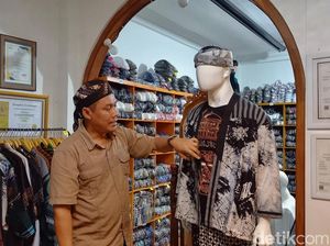 Peci Batik Jogokariyan Jadi Tren, Begini Cerita dari Perancangnya