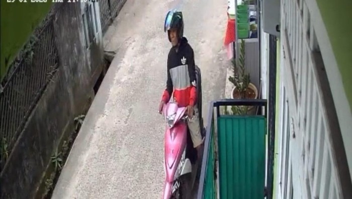 Pelaku pencurian dengan kekerasan (curas) yang sempat viral di media sosial