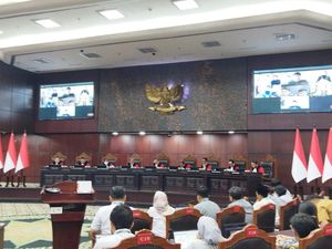 Yang Bikin MK Tak Terima Gugatan Legalkan Nikah Beda Agama