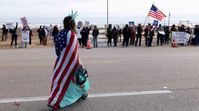 Pembebasan Bocah Migran Picu Demonstrasi Warga di Texas