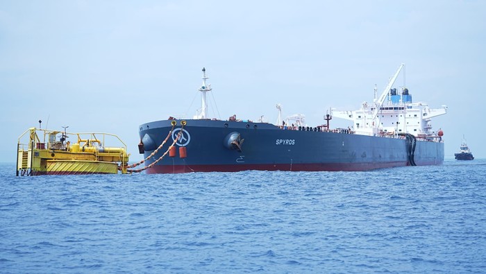 Pertamina Bawa Pulang 1 Juta Barel Minyak Mentah dari Aljazair ke RI