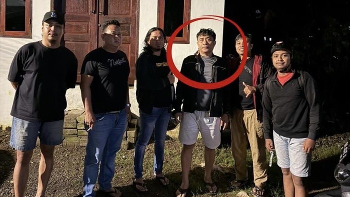 Tampang Pasrah Bang Jago Pemukul Pasutri gegara Senggolan Mobil di Makassar