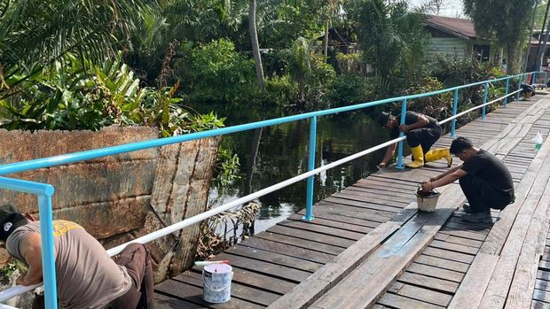Renovasi Jembatan Merah Putih Presisi di Dumai hampir rampung Renovasi Jembatan Merah Putih Presisi di Dumai hampir rampung, Senin (2/2/2026).