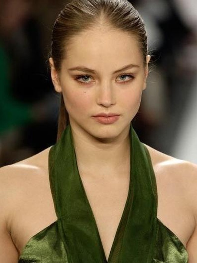 Sosok Model Rusia yang Namanya Muncul di Dokumen Epstein, Kisah Hidup Disorot