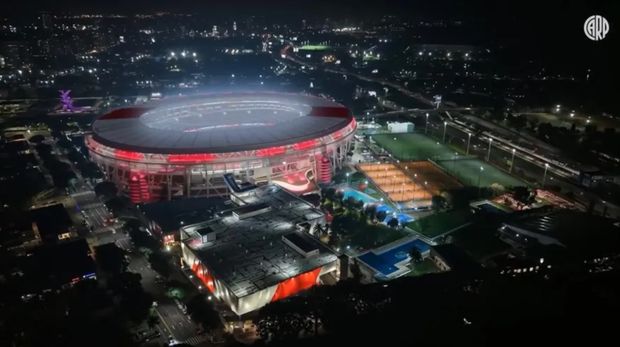Stadion El Monumental di Argentina bakal direnovasi. Jumlah kapasitas penonton bakal menjadi 101 ribu kursi.