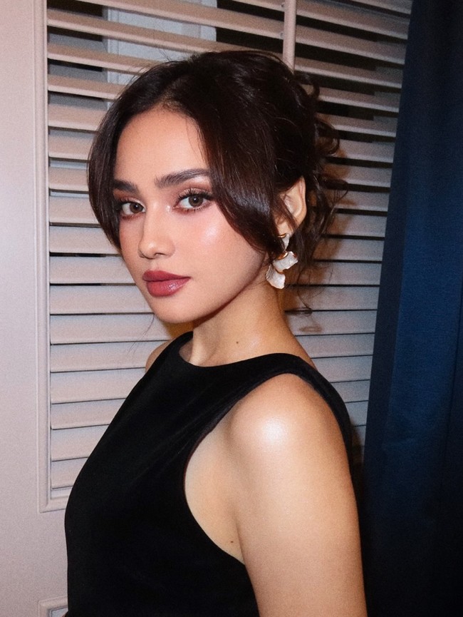 Cantiknya Syifa Hadju di Ultah Maia, Calon Mantu Tampil Glamor Bergaun Hitam