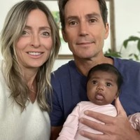 Pasangan Kulit Putih Gugat Klinik IVF Usai Lahirkan Bayi dengan Ras Berbeda