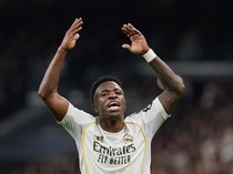 Benzema Belum Cukup, Al Hilal Incar Vinicius Jr