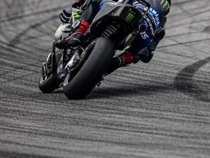 Quartararo Gaspol! Ini Catatan Waktu Yamaha Mesin V4