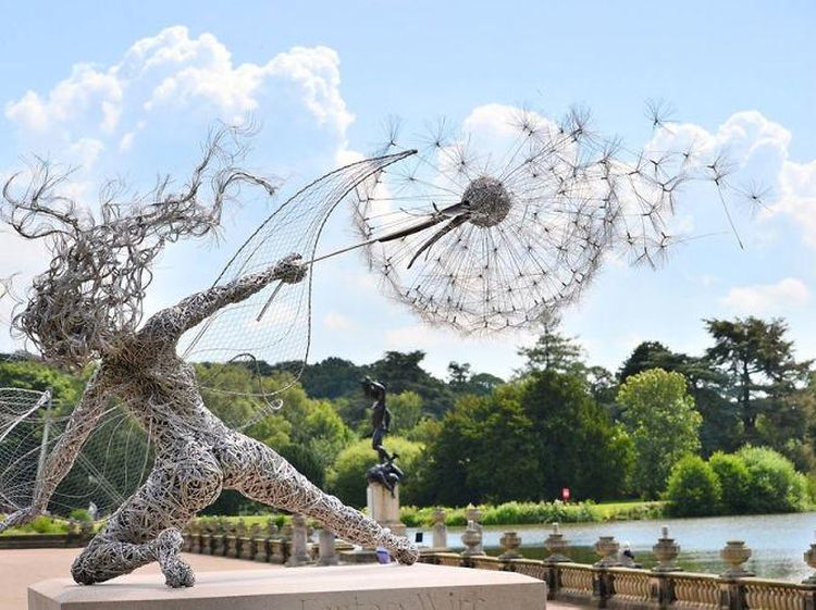 8 Seni Patung Luar Biasa yang Bikin Takjub