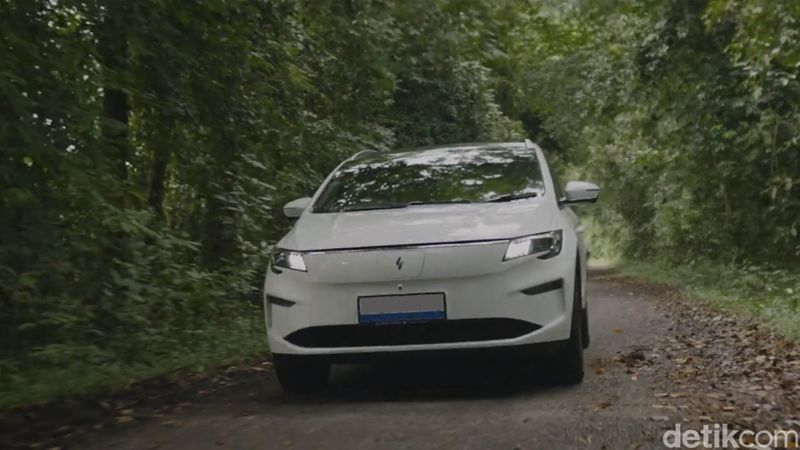 Aletra L8: Bersahabat di Jalanan Sumatera