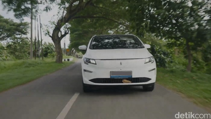 Total Biaya Ngecas Mobil Listrik Aletra L8 Dipakai Road Trip ke Sumatera - Update 2
