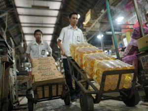 BUMN Pangan Siapkan Daging-Migor buat Ramadan, Segini Jumlahnya