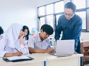 Hasil PISA 2025 Dirilis, Skor Matematika Indonesia Menurun