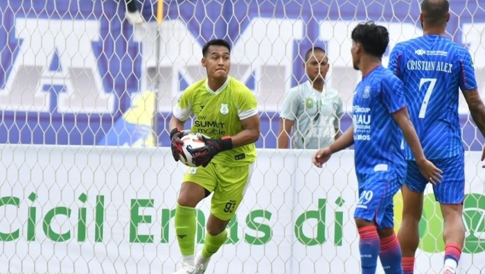 Keterangan foto: Kiper PSMS Medan Reky Rahayu (Dok. Instagram @reky.rahayu)