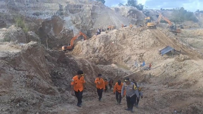 Tim SAR Cari Satu Korban Tambang Timah di Bangka yang Tertimbun Longsor