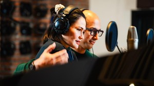Marcell Siahaan juga merasa lewat lagu Mulanya Disini bisa jadi refleksi perjalanan hidup tentang cinta. Ia dan Rima Melati sudah 17 tahun lebih menikah. (Foto: Arman Febryan)