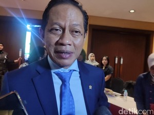 Video: Menteri LH Minta Maaf soal Penanganan Sampah Kiriman di Pantai Bali