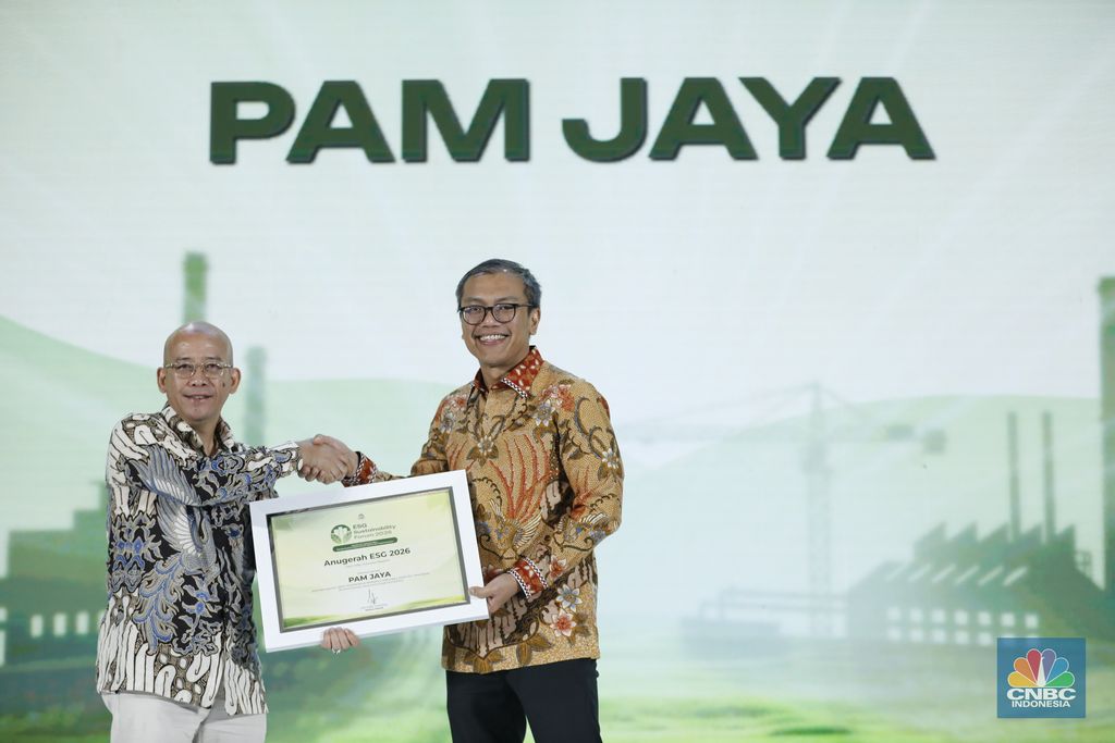PAM Jaya meraih anugerah ESG 2026 dalam acara ESG Sutainability Forum 2026 di Jakarta, Selasa (3/2/2026). (CNBC Indonesia Tri Susilo)