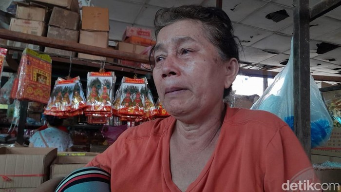 Pedagang di Lantai 2 Pasar Sambas Medan, Rospita Situmeang. (Rechtin Hani Ritonga/detikSumut)