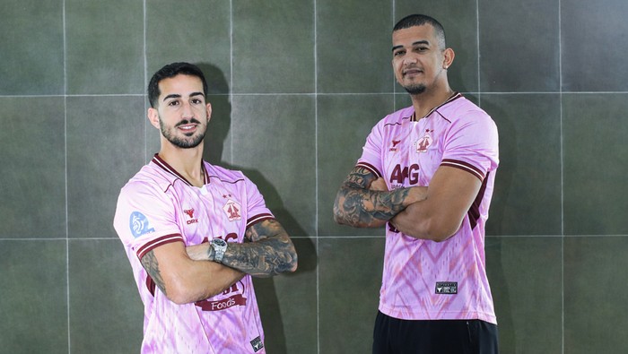 Persik Kediri Resmi Datangkan Ernesto Gomez dan Rodrigo Dias