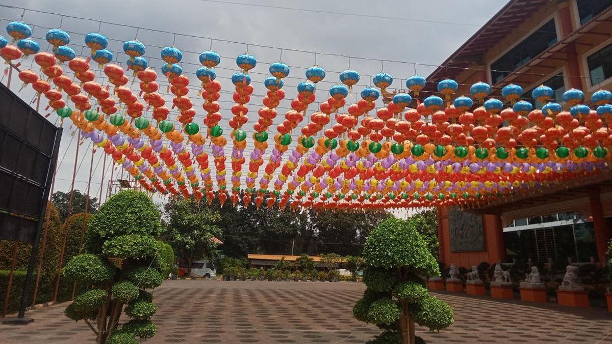 Vihara Maha Maitreya Medan Siapkan 1.000 Lampion Sambut Imlek 2026