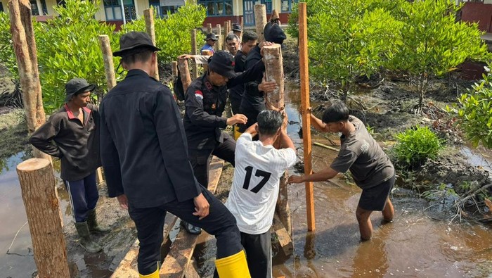 Selamat Tinggal Buaya, Jembatan Presisi Sekolah di Meranti Segera Rampung