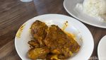 Sedapnya Sotong dan Paru Balado di Restoran Minang Legendaris di Singapura