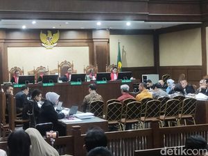 Feeling Eks Pejabat Era Nadiem Tak Enak soal Chromebook: Bisa Kena Gulung