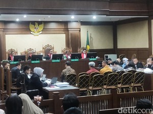 Jaksa Tanya Konsolidasi Harga Chromebook, Saksi Tertawa