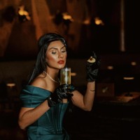 ”Aku tidak pernah mendengar kata tidak. Uang yang bisa aku belanjakan tidak terbatas, ungkap wanita yang menghabiskan $ 500.000 (Rp 8,3 miliaran) hingga $ 900.000 (Rp 15 miliaran) untuk liburan eksotis setiap bulan. Foto: Instagram