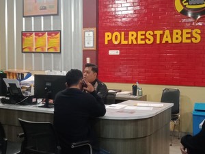 Lacak GPS, Suami di Palembang Gerebek Istrinya dengan Pria Lain di Homestay