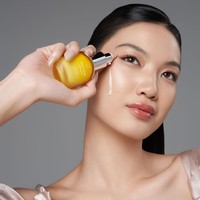 7 Serum Vitamin C untuk Usia 40: Kulit Kencang, Hilangkan Flek Hitam & Kusam