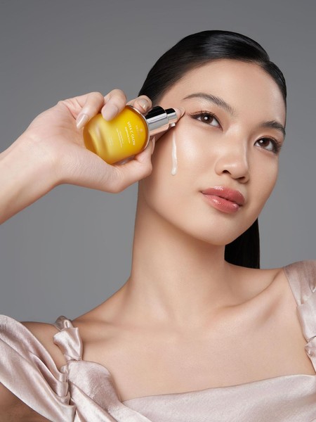 7 Serum Vitamin C untuk Usia 40: Kulit Kencang, Hilangkan Flek Hitam & Kusam