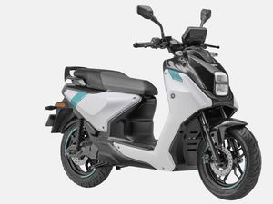 Sudah Meluncur di India, Kapan Motor Listrik Yamaha EC-06 Masuk RI?
