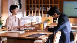 Potret Romansa Kim Go Eun dan Kim Jae Won di Yumis Cells 3