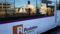 Spanyol masih berduka atas kecelakaan kereta 18 Januari di dekat Adamuz, salah satu tragedi perkeretaapian terburuk dalam sejarah Eropa. REUTERS/Nacho Doce