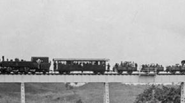 Menelusuri Atjeh Tram, Jalur Kereta Api Maut yang Kini Terkubur Nostalgia