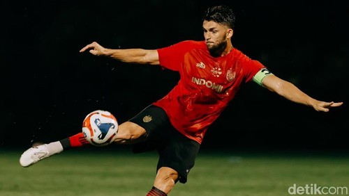 Brandon Wilson masih terkonfirmasi cedera. Ia absen saat Bali United melawan Persebaya Surabaya pada pekan ke-20 Super League di Stadion Kapten I Wayan Dipta, Gianyar.