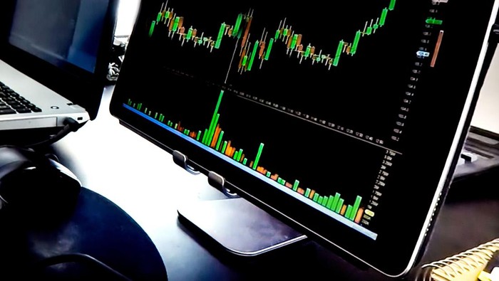 IHSG Ditutup Menguat Tipis ke Level 8.146