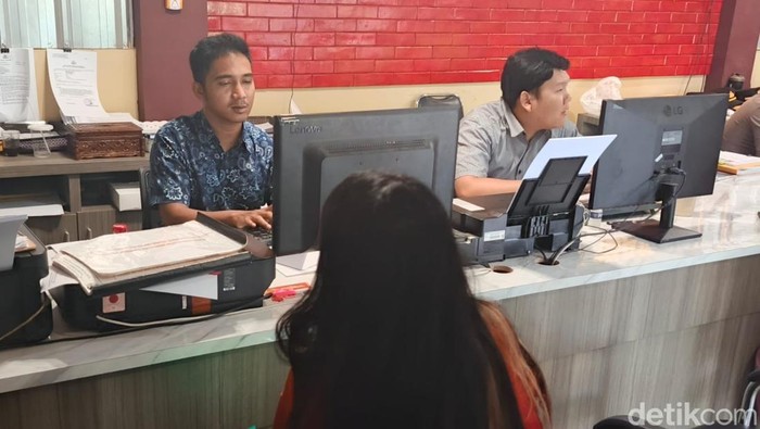 IRT di Palembang Laporkan Suaminya Setahun Tak Pulang Ternyata Menikah Lagi