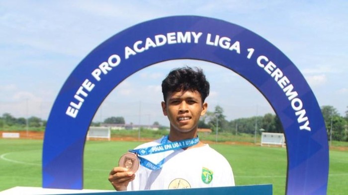 Ichsas Baihaqi kala di EPA U-16 Persebaya